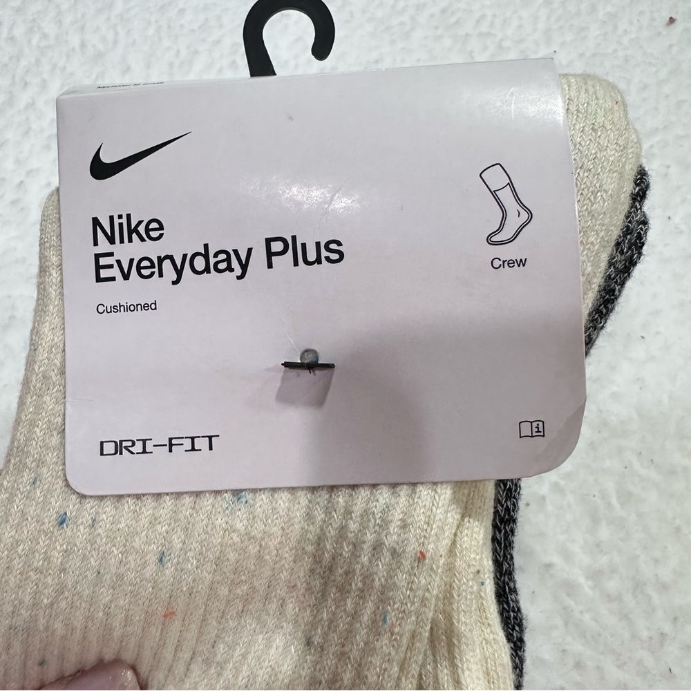 Nike Socks - Picture 5 of 8